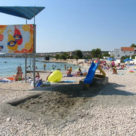 Apartment Pearl Rogoznica Apartamento